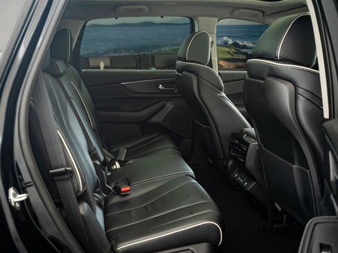 Used 2023 Acura MDX SH-AWD w/ Advance Package image 37