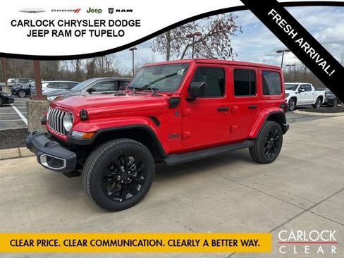 Used 2025 Jeep Wrangler Sahara image 1