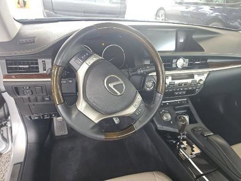 Used 2013 Lexus ES 350 image 10