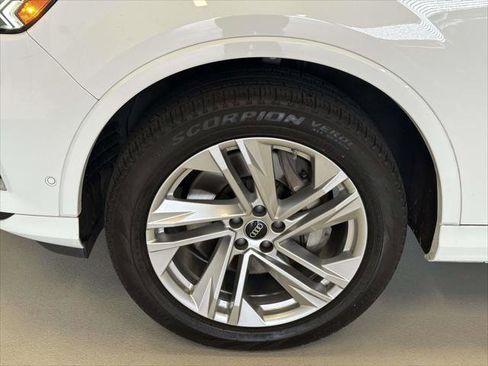 Used 2023 Audi Q7 3.0T Premium w/ Convenience Package image 7