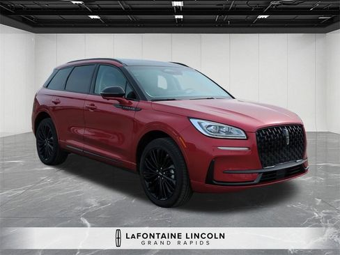 Certified 2024 Lincoln Corsair Reserve w/ Equipment Group 201A image 7