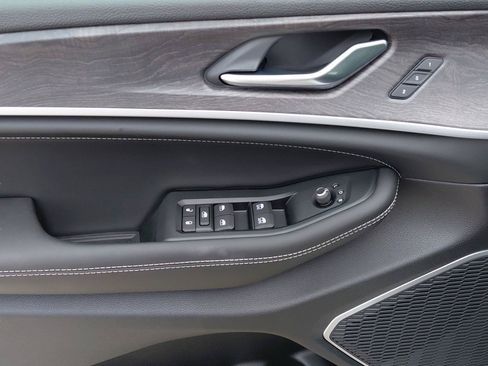 New 2026 Jeep Grand Cherokee Limited AWD/4WD image 26