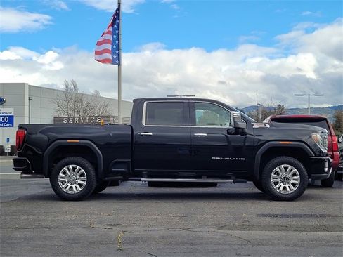 Used 2020 GMC Sierra 2500 Denali w/ Denali Ultimate Package image 5