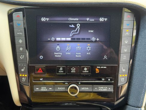 Used 2021 INFINITI QX50 Autograph w/ Premium White Leather Package FWD image 28