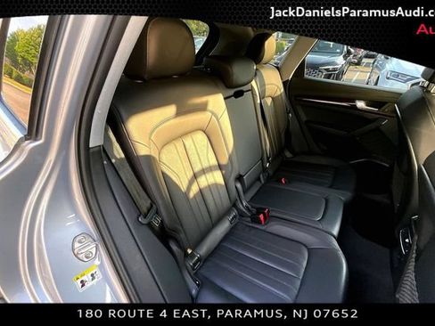 Used 2018 Audi Q5 2.0T Premium Plus AWD/4WD image 19