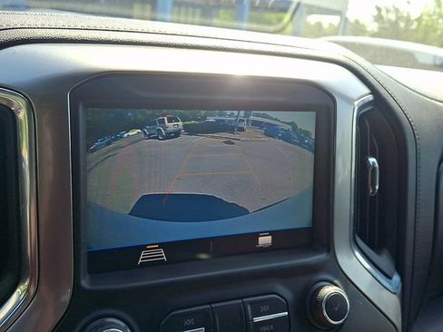 Used 2019 Chevrolet Silverado 1500 LT Trail Boss w/ Convenience Package AWD/4WD image 21
