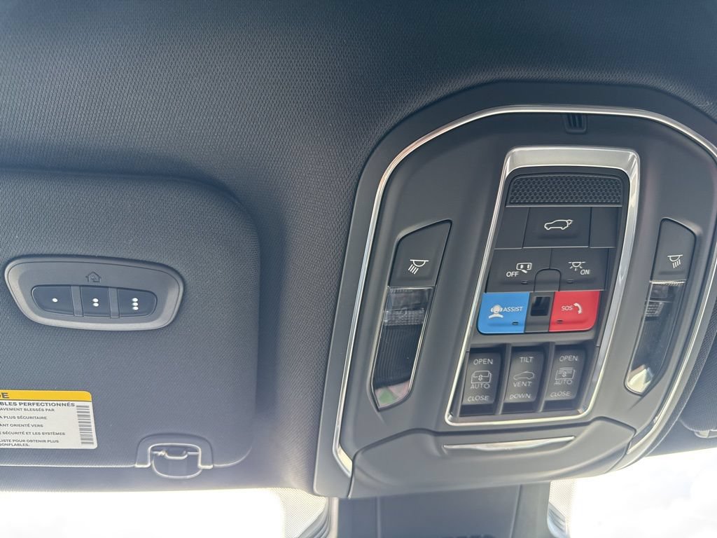New 2026 Jeep Cherokee Limited AWD/4WD image 18