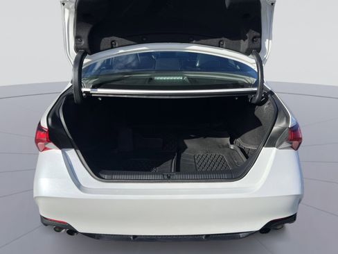 Used 2021 Toyota Avalon XSE image 25