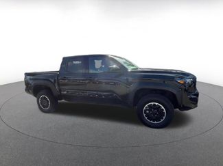 Used 2025 Toyota Tacoma TRD Off-Road AWD/4WD video 2
