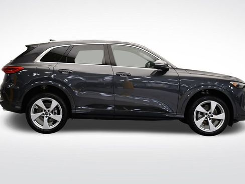 Used 2025 Audi Q5 Premium Plus w/ Premium Plus AWD/4WD image 6