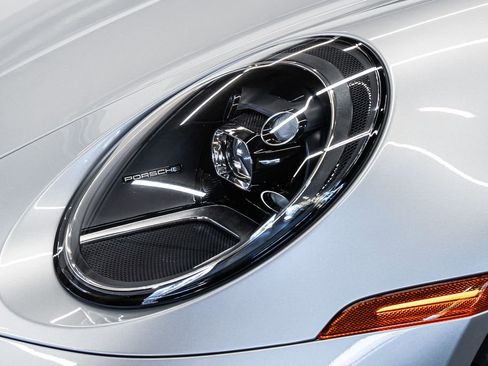 Used 2024 Porsche 911 Carrera 4S image 10