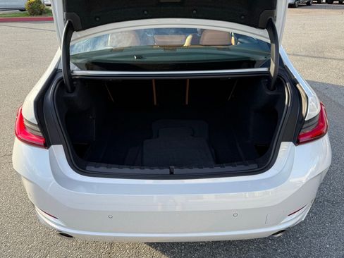 Certified 2025 BMW 330i Sedan w/ Convenience Package image 16