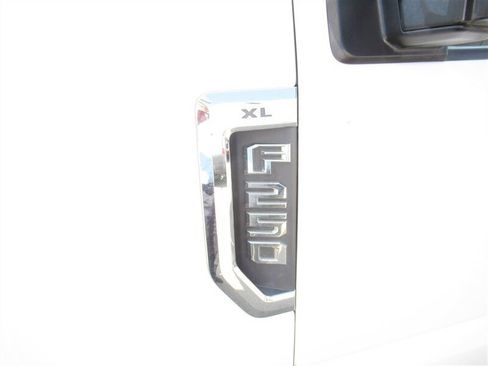 Used 2019 Ford F250 XL w/ XL Value Package image 26