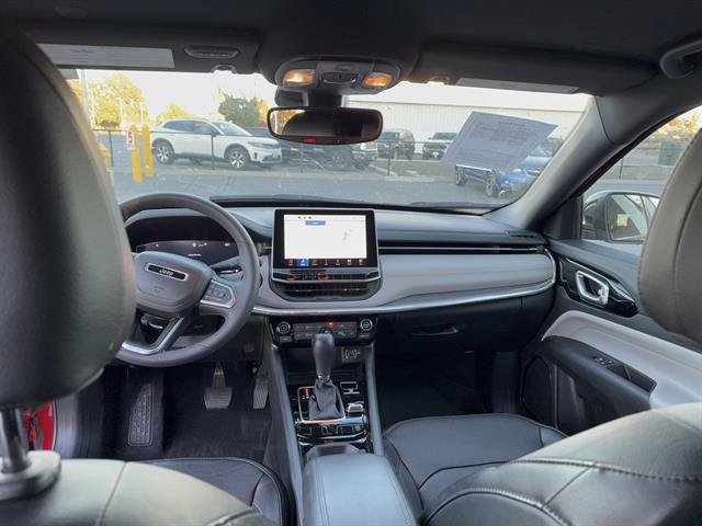 Used 2023 Jeep Compass Limited w/ Elite Group AWD/4WD image 8
