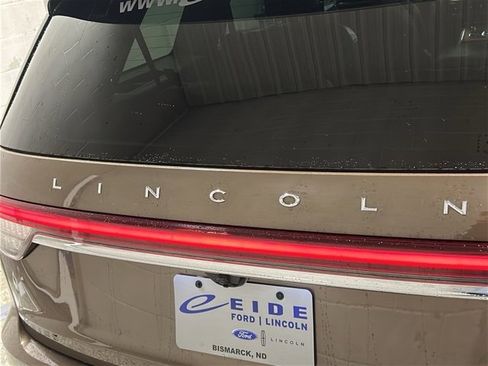 Used 2022 Lincoln Aviator Reserve w/ Equipment Group 201A image 30