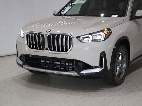 Used 2026 BMW X1 xDrive28i w/ Technology Package image 2