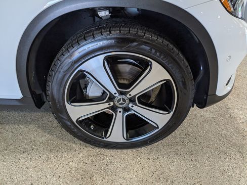 Used 2019 Mercedes-Benz GLC 300 4MATIC Coupe image 12