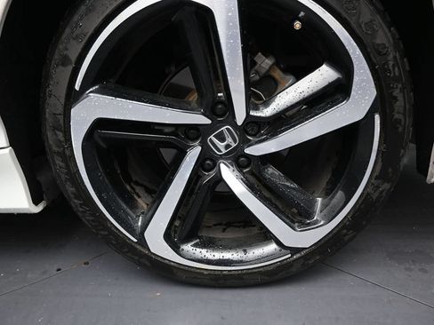 Used 2022 Honda Accord Sport image 9