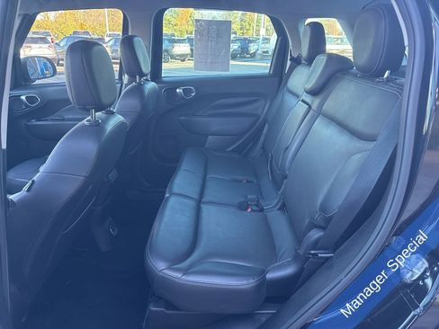 Used 2018 FIAT 500L Trekking image 11