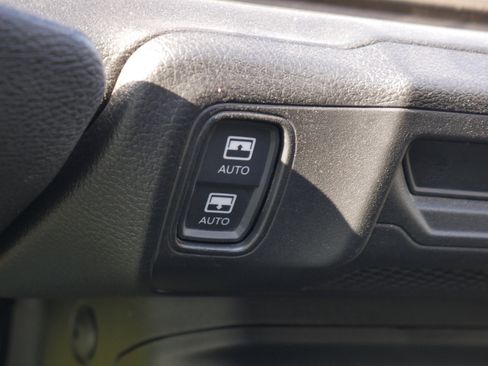 Used 2024 Jeep Wrangler High Altitude image 11