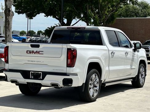 Used 2025 GMC Sierra 1500 Denali AWD/4WD image 4