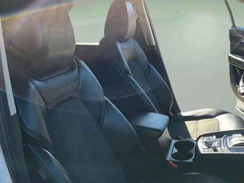Used 2020 MAZDA CX-5 Touring image 27