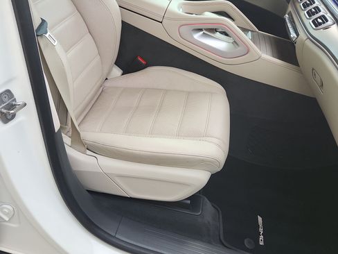 Used 2020 Mercedes-Benz GLS 580 4MATIC image 24