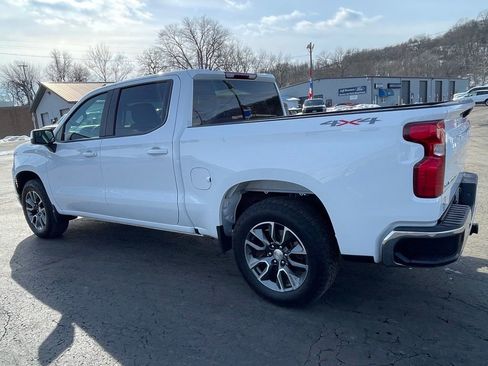 Used 2023 Chevrolet Silverado 1500 LT image 4