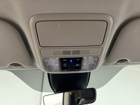Used 2025 Honda Odyssey EX-L image 70