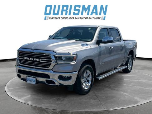 Used 2023 RAM 1500 Laramie AWD/4WD image 2