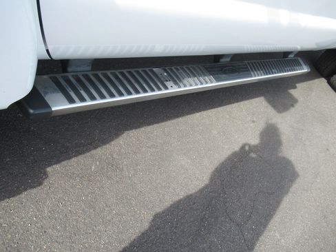 Used 2013 Ford F450 Lariat w/ Lariat Ultimate Pkg image 11