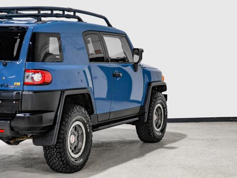 Used 2014 Toyota FJ Cruiser 4WD w/ Trail Teams Ultimate Edition image 13