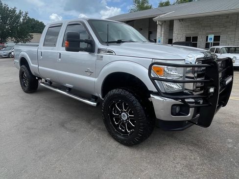 Used 2016 Ford F250 Lariat w/ Lariat Ultimate Package AWD/4WD image 3
