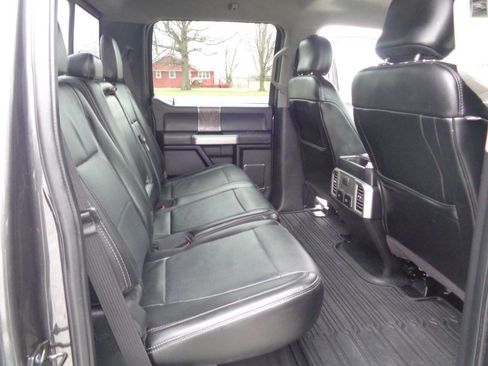 Used 2017 Ford F250 Lariat w/ Chrome Package image 54
