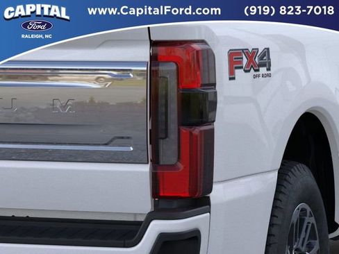 New 2025 Ford F250 Platinum w/ Platinum Plus Package image 21