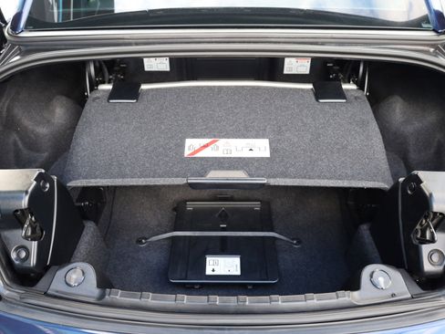 Used 2010 BMW Z4 sDrive30i image 12