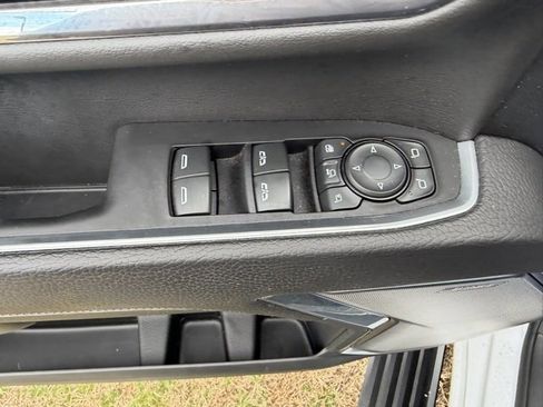 Used 2024 GMC Sierra 3500 Denali w/ Denali Reserve Package image 20