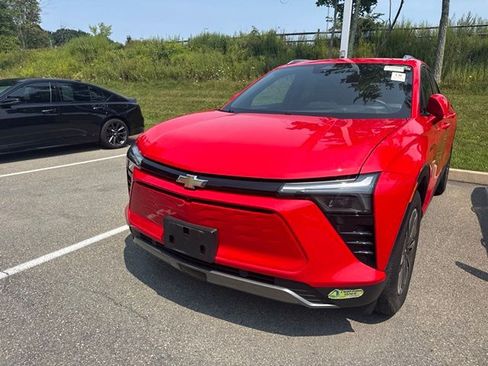 Certified 2024 Chevrolet Blazer EV LT AWD/4WD image 2