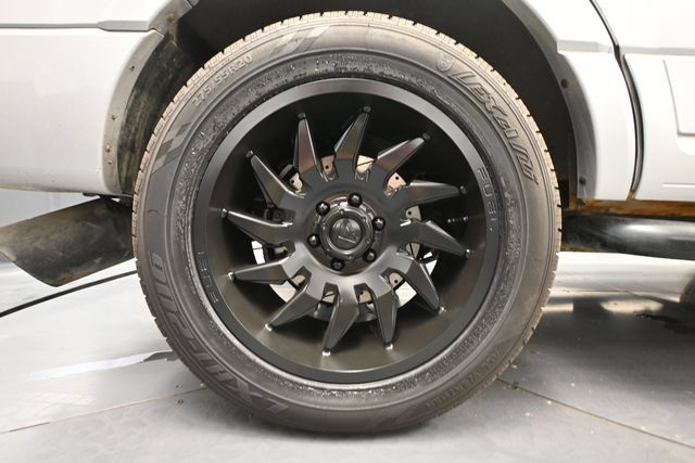 Used 2017 Ford Expedition XLT AWD/4WD image 10