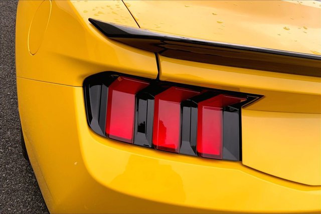 Used 2024 Ford Mustang GT RWD image 28