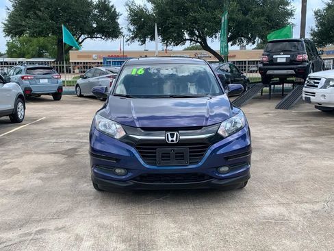 Used 2016 Honda HR-V EX image 2