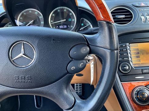 Used 2007 Mercedes-Benz SL 550 image 19