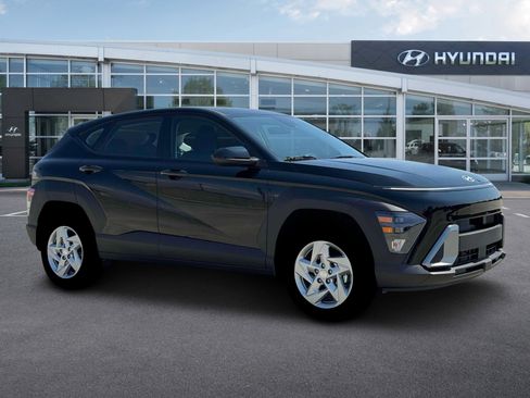 New 2026 Hyundai Kona SE image 10