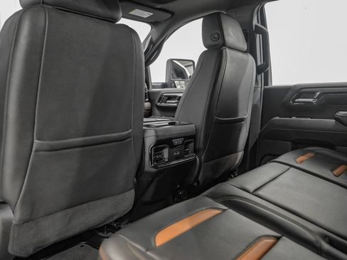 Used 2024 GMC Sierra 2500 AT4 w/ AT4 Premium Plus Package AWD/4WD image 38