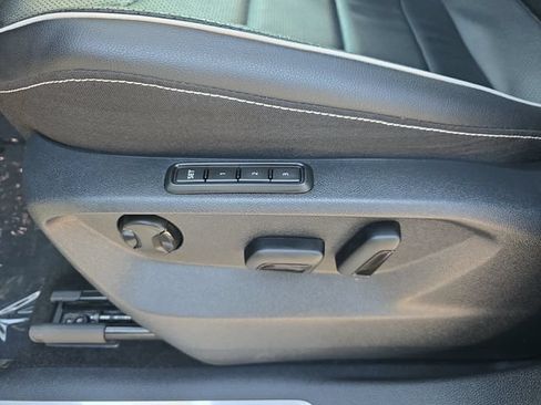 Used 2024 Volkswagen Tiguan SEL R-Line AWD/4WD image 15