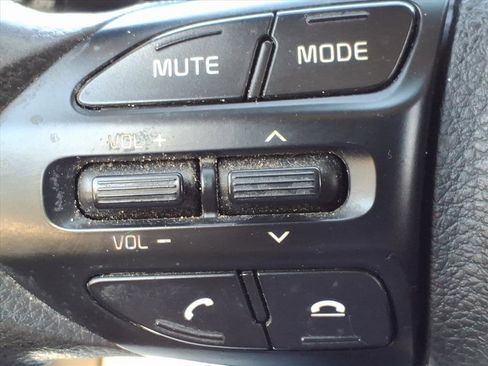 Used 2018 Kia Rio S image 21