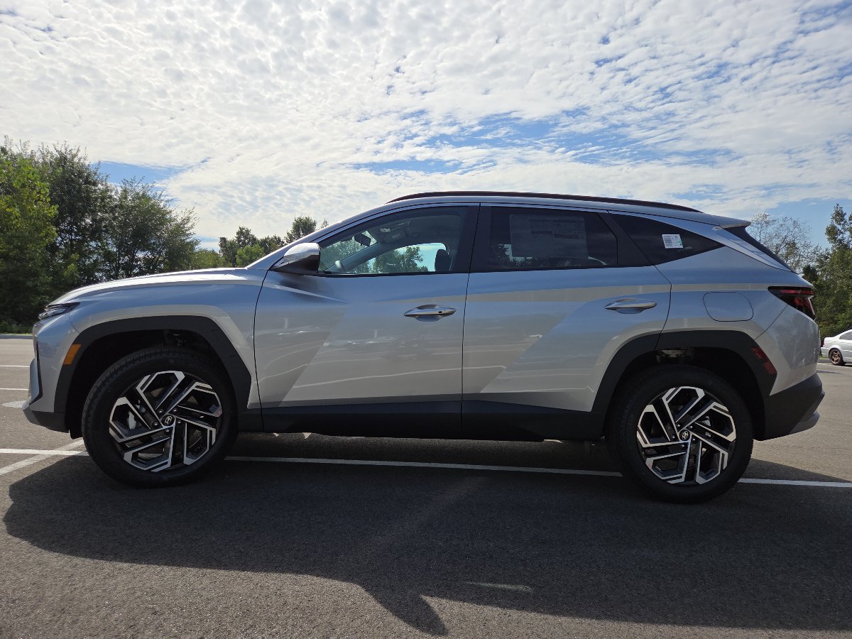 New 2026 Hyundai Tucson SEL Plus AWD/4WD image 17