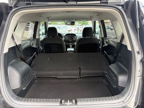 Certified 2024 Kia Soul LX w/ Option Group 015 FWD image 10