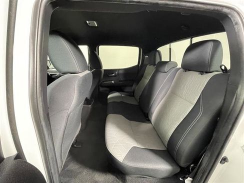 Certified 2022 Toyota Tacoma TRD Sport image 14