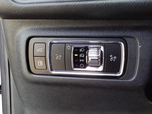 New 2024 Lincoln Corsair Grand Touring image 16